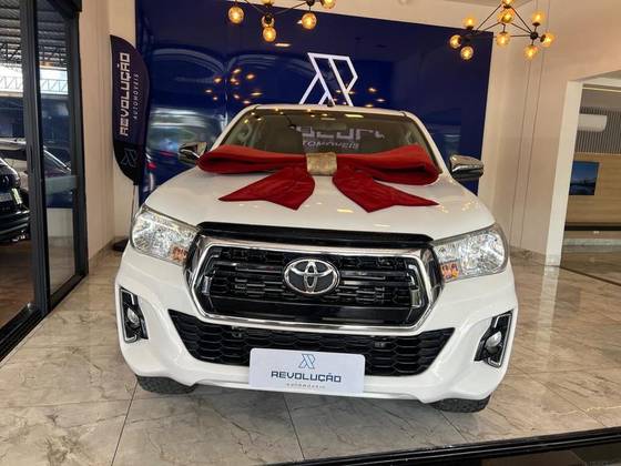 TOYOTA HILUX 2.8 SRV 4X4 CD 16V DIESEL 4P AUTOMÁTICO